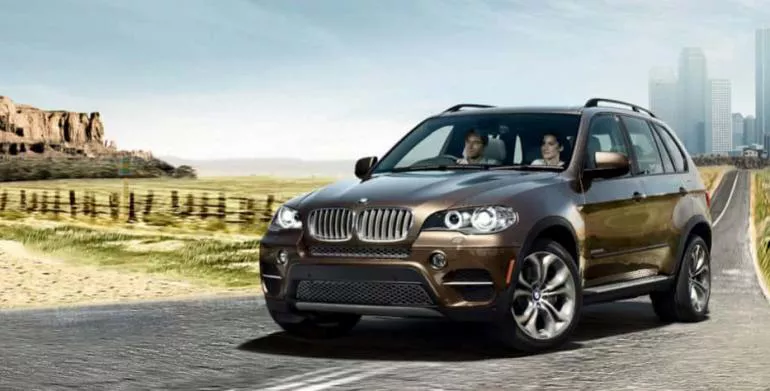 Защо ни е наем на луксозни коли?