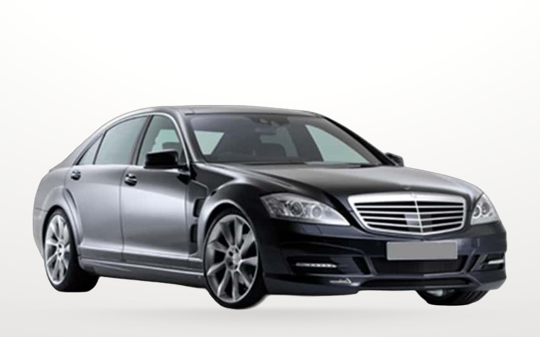 Мерцедес S-class луксозна лимузина под наем 