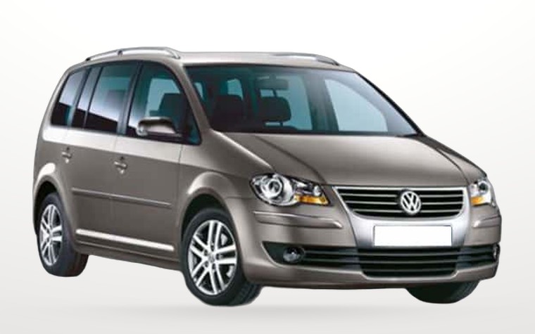 Volkswagen Touran - 7 seats, automatic for rent Sofia airport