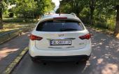 Инфинити QX70 луксозен джип под наем, наличен само при нас 3